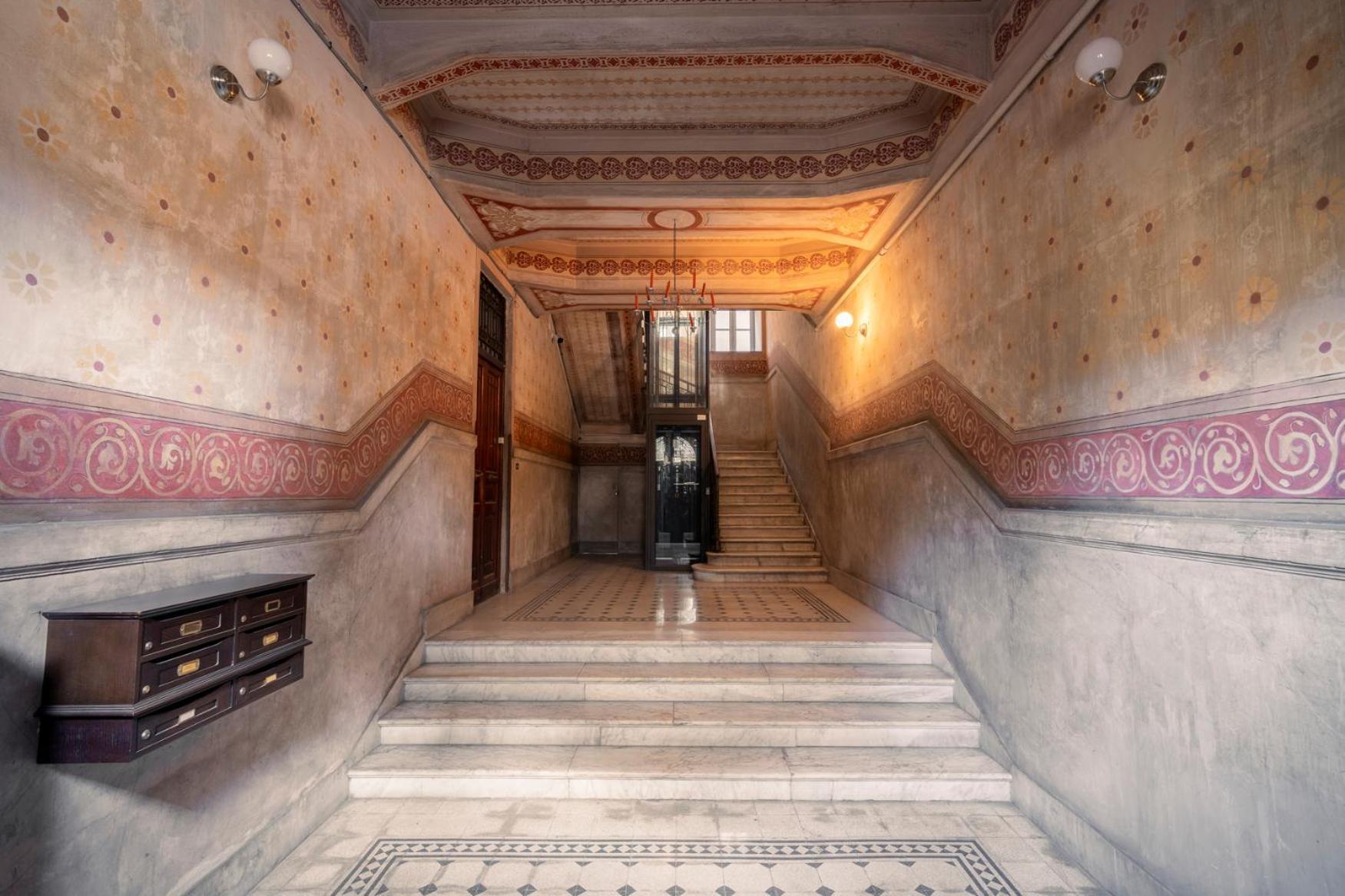 360Me Palace Messina Exterior foto